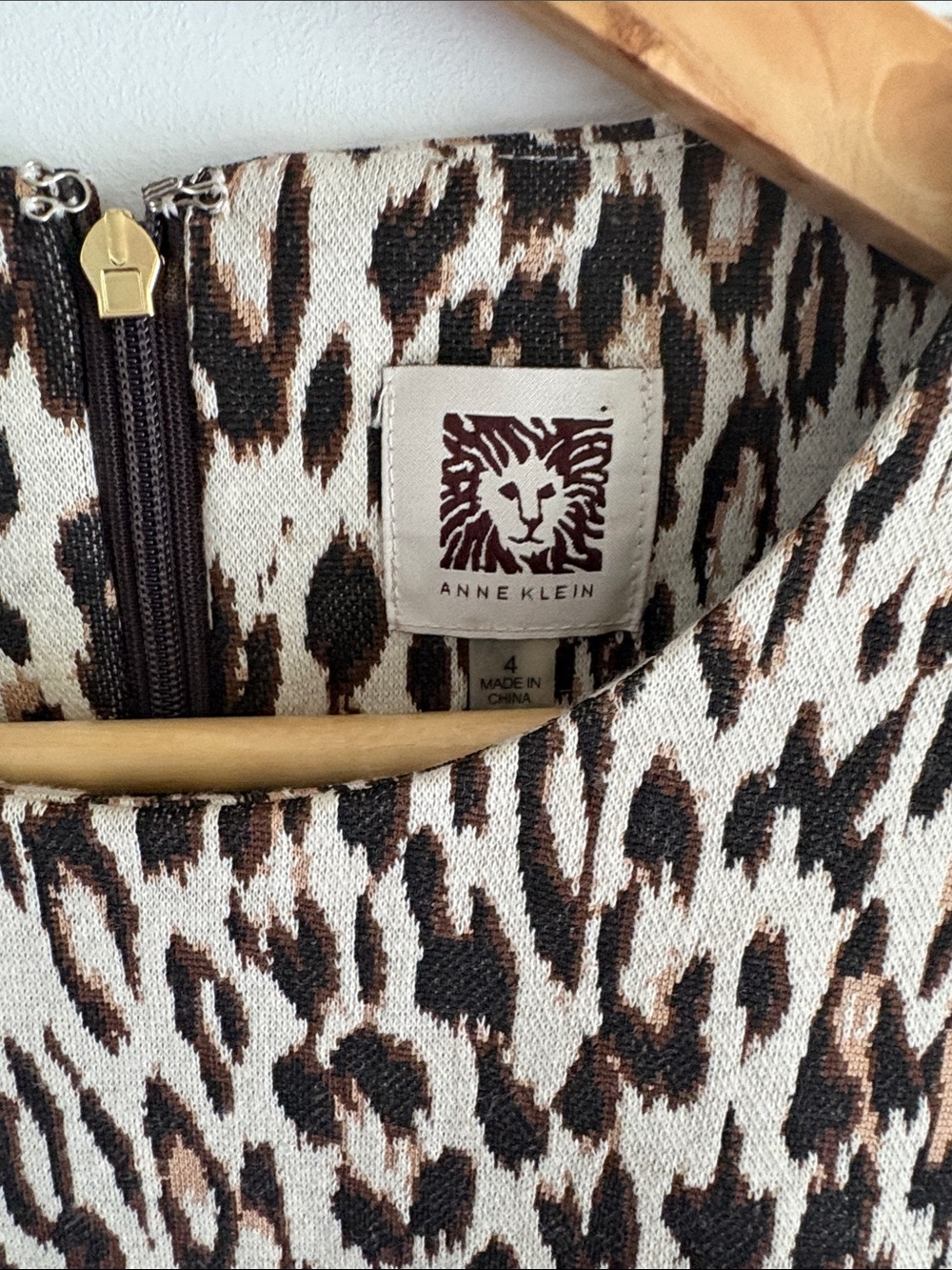 Anne Klein Womens Leopard Print Short Sleeve Sheath Dress - Beige/Black - Picture 2 of 3